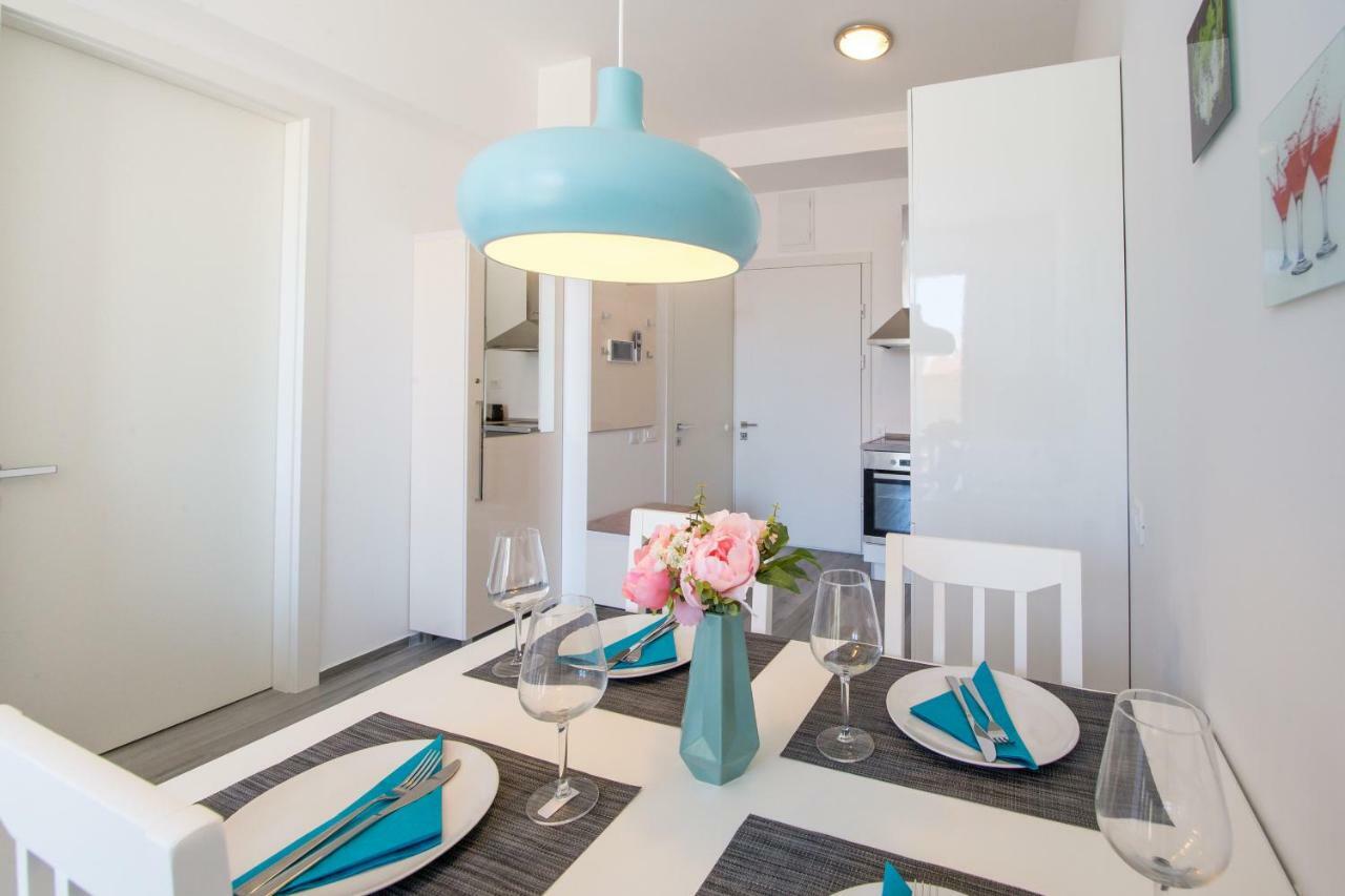 Apart Sky Residence With Sea View In Delmar 부드바 외부 사진